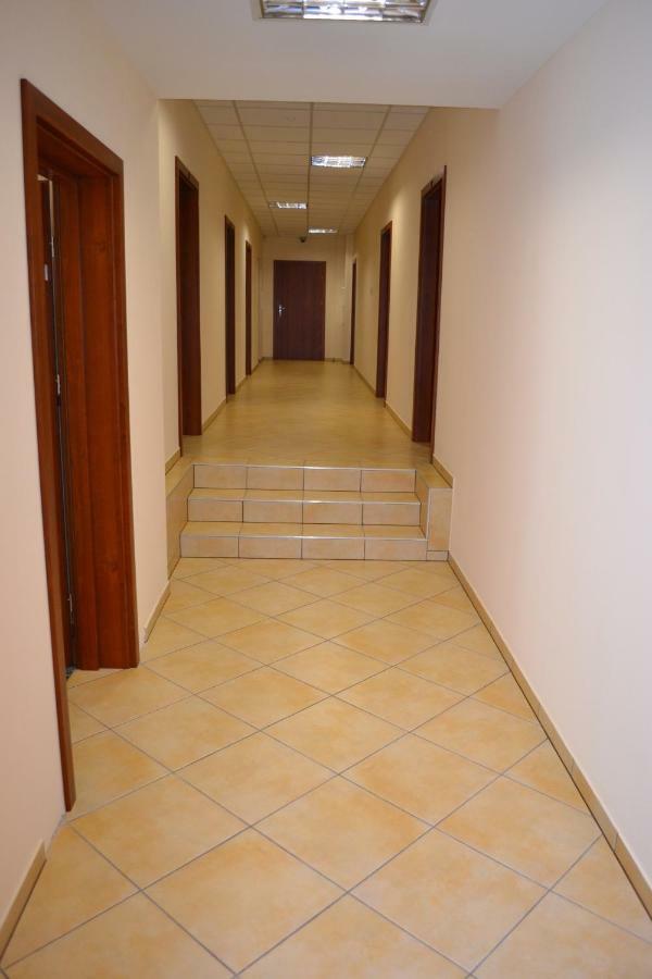 Hostel Mikolajczyka59 Сосновец Екстериор снимка